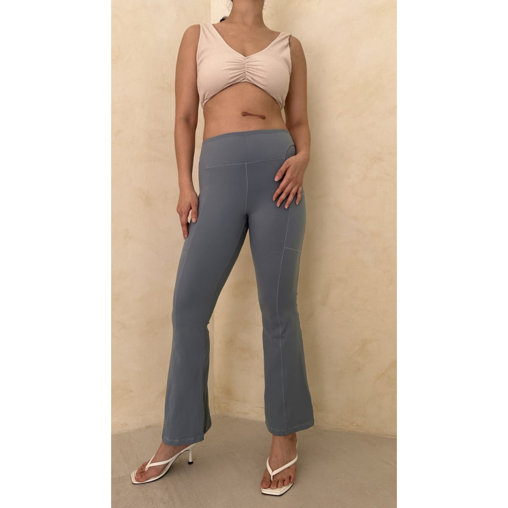 PATRICE Petite Flare Pants