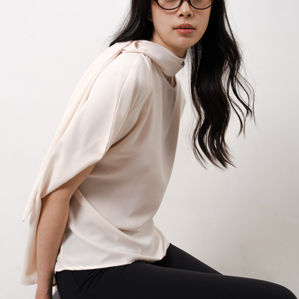 TORONTO Shawl Top
